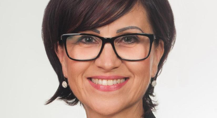 Nők fókuszban – Rózsa Hajnalka nulla-24 órában Vép fejlődésére koncentrál