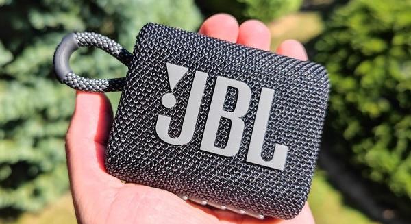 Bluetooth hangszóró teszt a Teszt Plussz Magazintól: van élet a JBL-en túl?