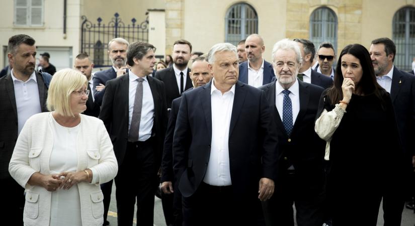 EUobserver: Már Orbán Viktor módszereivel dolgoznak a brüsszeli populisták