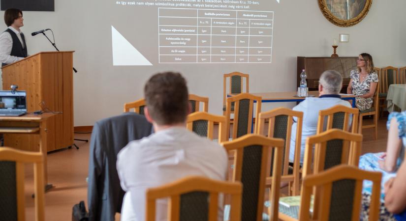 Patrisztikai konferenciát tartottak a Piarista Iskolában