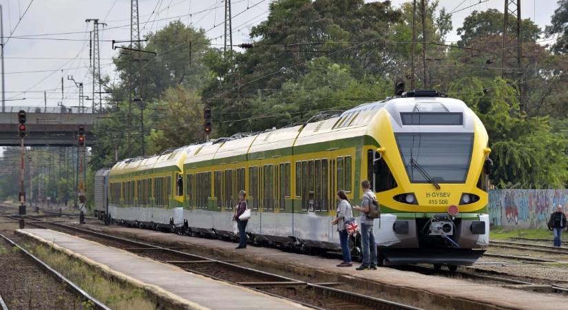 Aggódva várja a GYSEV több száz osztrák dolgozója, mi a magyar kormány és Tiborcz Istvánék terve a cégnél