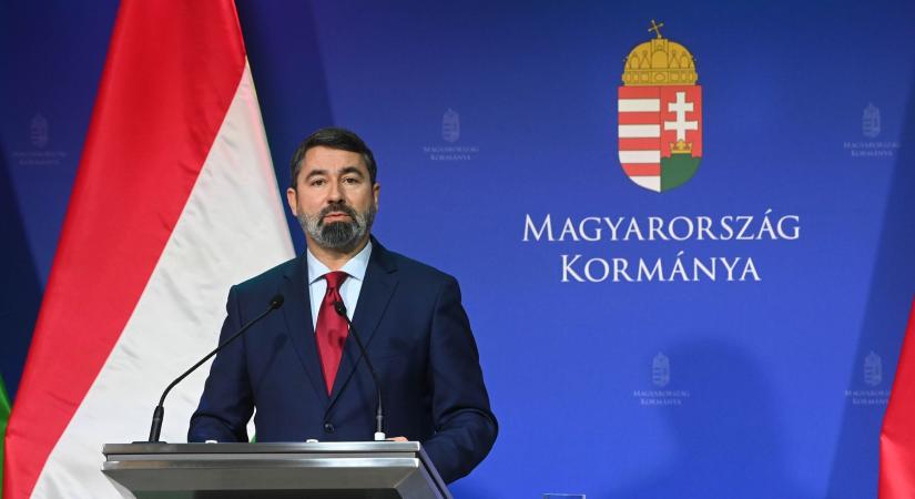 Hidvéghi Balázs: A háborús mámorban lubickoló brüsszeli bürokraták nem tanultak az elmúlt évek bénázásaiból (VIDEÓ)
