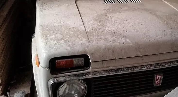 Felesleges volt az autó, félretették: ma egy vagyont ér