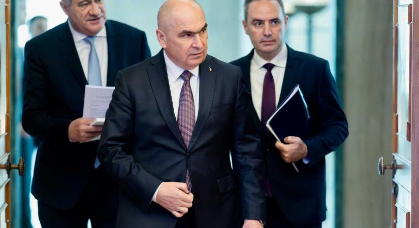 Halasztották a felelősségvállalást a megszorító csomagról, vita a koalícióban