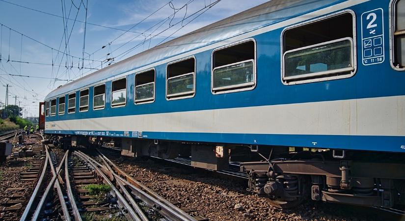 Figyelmeztet a MÁV - Óriási károkat okozott a vihar
