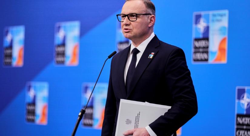 Duda: Ha megállítjuk Oroszországot, Ukrajnának már nem lesz szüksége fegyverekre