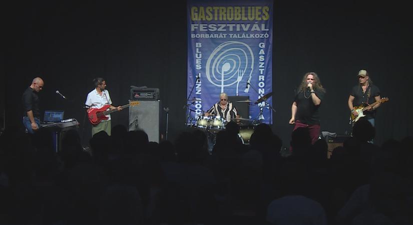 Ismét Paksra várták a rock, a jazz és a blues kedvelőit