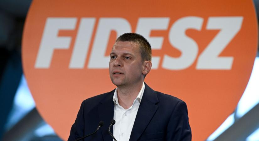 A pénz és hatalom, ezek miatt nem akar békét Brüsszel Ukrajnában Menczer Tamás szerint (VIDEÓ)