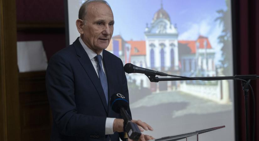 Gémesi György: nagyon takarékoskodni kell az ivóvízzel, ha nem akarunk korlátozást