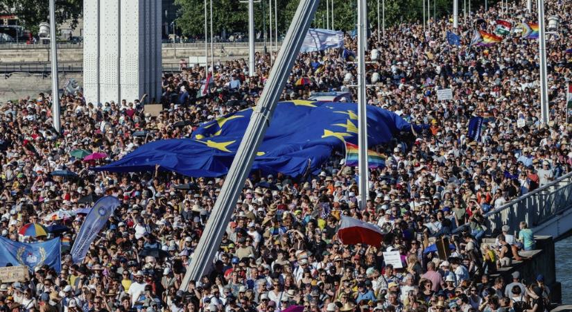 Nem indul eljárás a Pride résztvevőivel szemben – itt a rendőrség magyarázata, miért nem