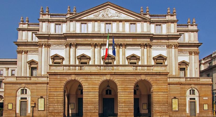 A milánói opera nem engedi be a trikóban, rövidnadrágban érkezőket