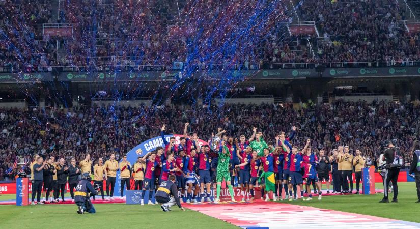 Hivatalos ajánlat, a Premier League-be vinnék az FC Barcelona világsztárját