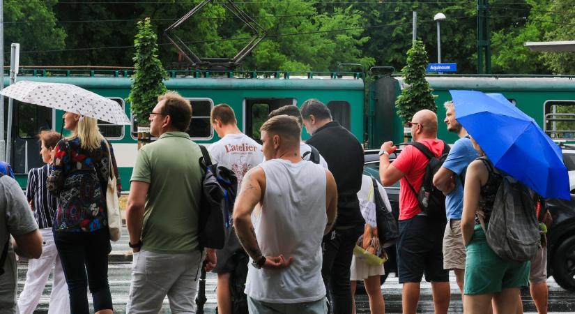 Vihar: itt a MÁV friss listája, ezeken a járatokon kell pótlóbuszos közlekedésre számítani