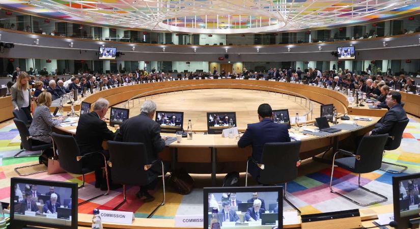 Vizsgázik az ország Brüsszel és a hitelminősítők előtt