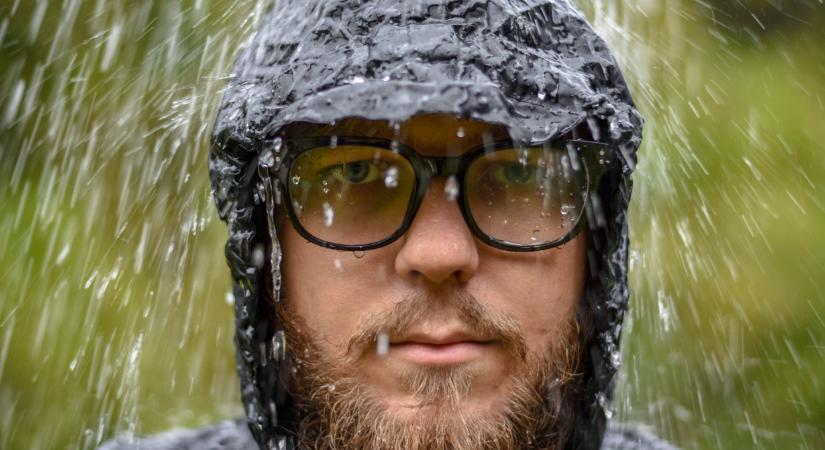 Még nem dőlhetünk hátra: tovább folytatódik a viharos időjárás, itt várható pusztítás