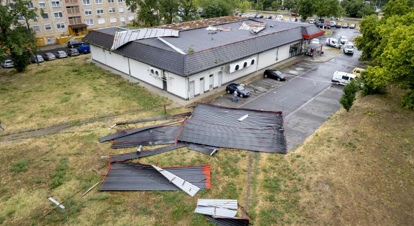 Mukics Dániel: keddre is maradt még háromezer felszámolásra váró viharkár