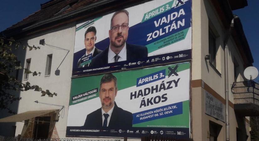 Hadházy lebukott: a Fidesz adott neki plakáthelyet