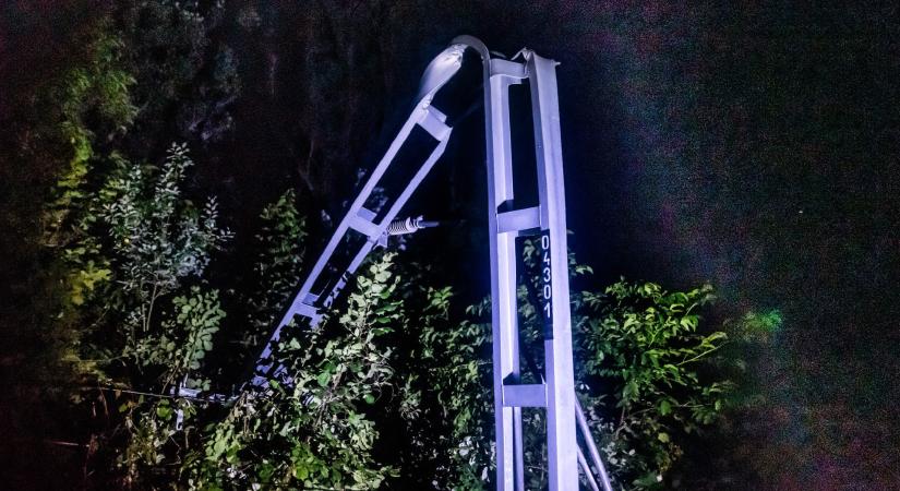 Lázár János nem ígérheti, hogy ma minden vonalon újraindul a vasúti közlekedés