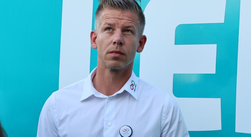 Magyar Péter közzétette Rogán Antal mestertervét – a kormány szerint kamuzik