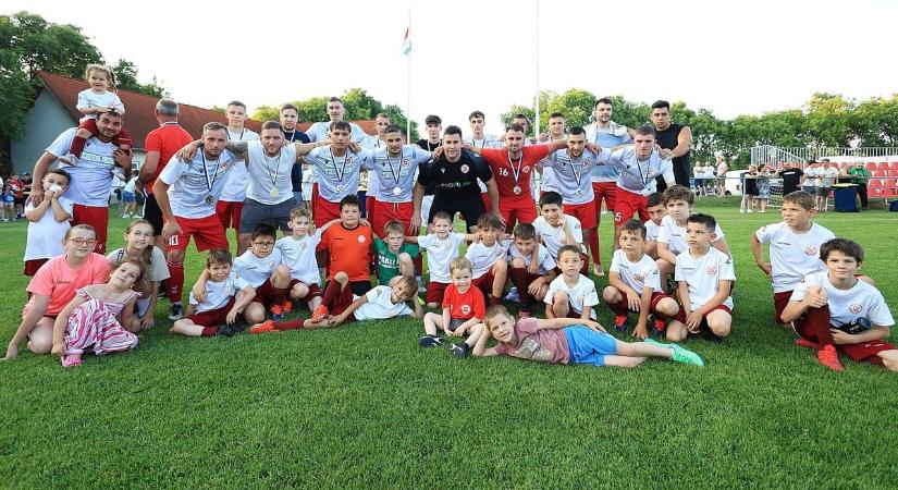 Nem összeomlott, hanem tett két lépést hátra a Solti FC