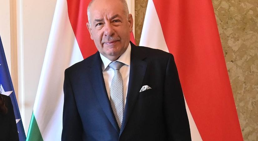 Először adott elnöki kegyelmet Sulyok Tamás a beiktatása óta: nekik engedte el a büntetést