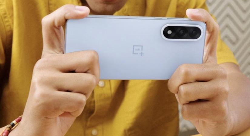 A OnePlus Nord 5 sem sokkal marad le akkuméretben