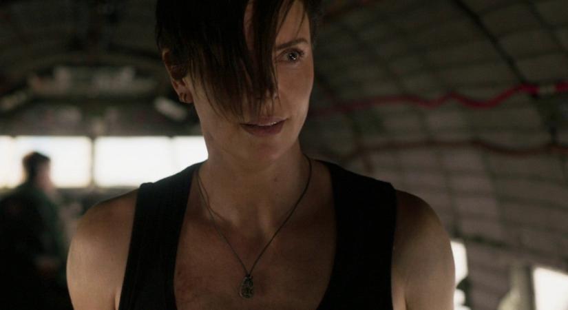 "A férfiaknak jár egy ingyen menet" - Charlize Theront frusztrálja, hogy Hollywood a férfiakkal ellentétben a nőknek "nem ad még egy esélyt", ha valamelyik akciófilmjük megbukott