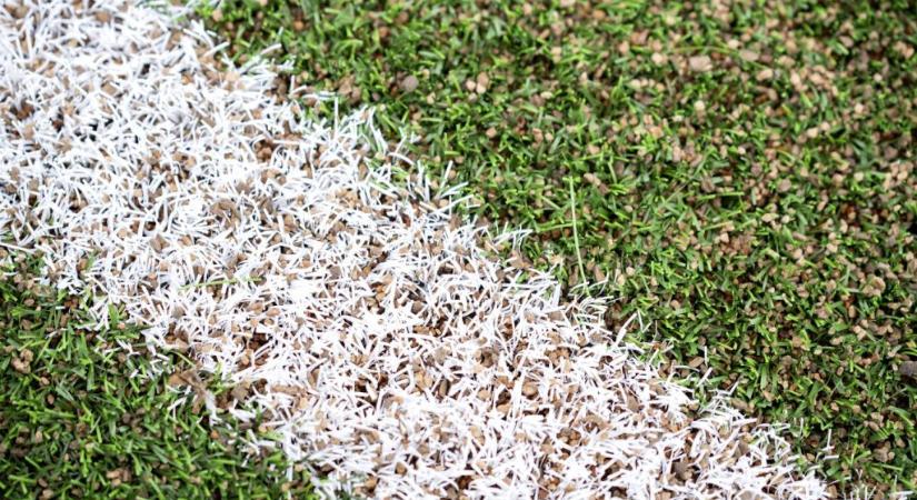 Teljes döbbenet: műfüves futballpálya granulátuma okozott tömeges doppingesetet Norvégiában