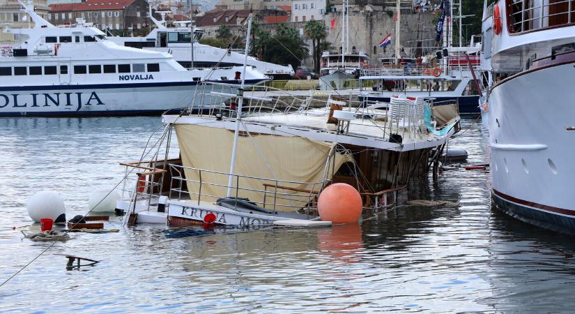 Óriási károkat okozott a vihar a horvátországi Splitben, több ember megsérült