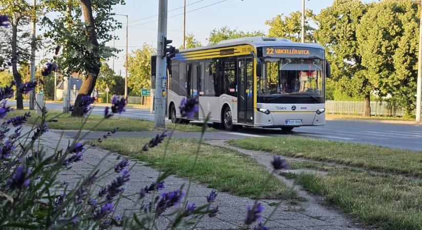 Több debreceni járat terelőútvonalon közlekedik