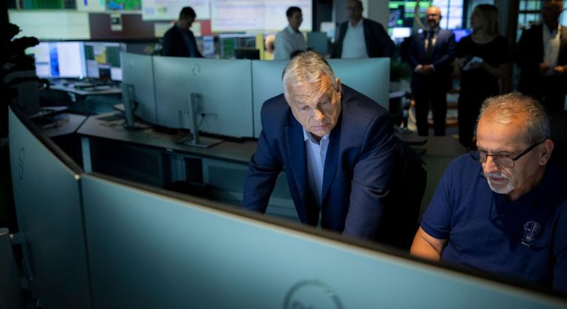 Orbán Viktor mindenkit megnyugtatott: A haváriaközpont munkában