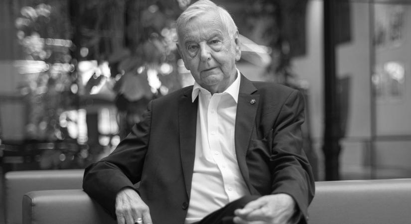 Meghalt M. Kiss Sándor