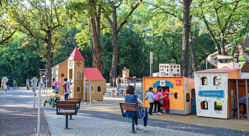 Átmenetileg nem fogad látogatókat a debreceni Sziget-kék játszótér