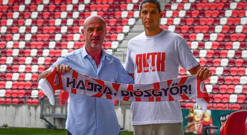 Újabb magyar válogatott labdarúgó igazolt NB I-es csapathoz