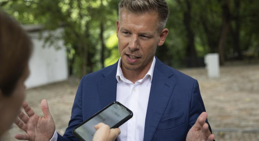 Egymillió példányszámos nyomtatott újságot indít a Tisza Párt