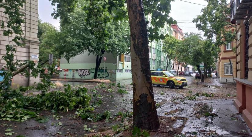 „Mint egy katasztrófafilmben” – így élte meg Zsolt a pusztító szegedi vihart