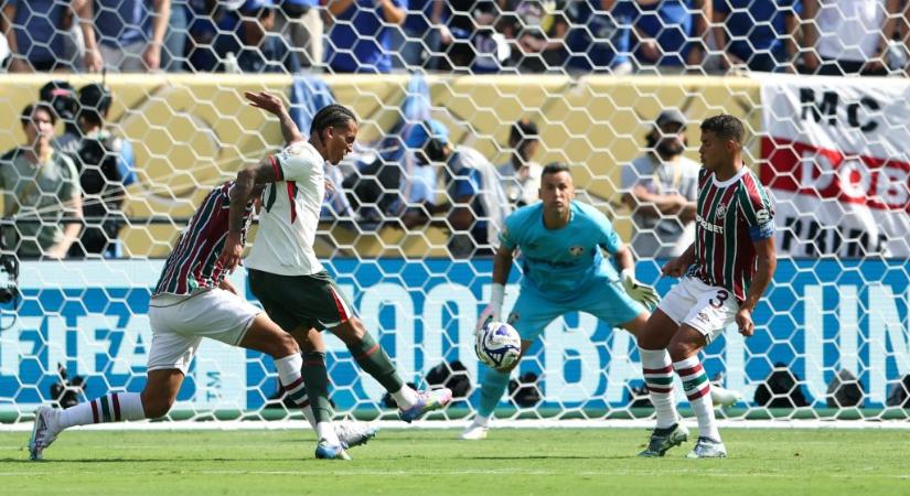 Bombagólokkal lőtte a klubvébé döntőjébe a Chelsea-t, mégis bocsánatot kért