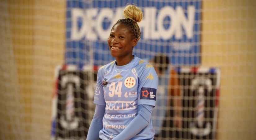 Kézilabda: kivásárolták a DVSC-től Catherine Gabrielt