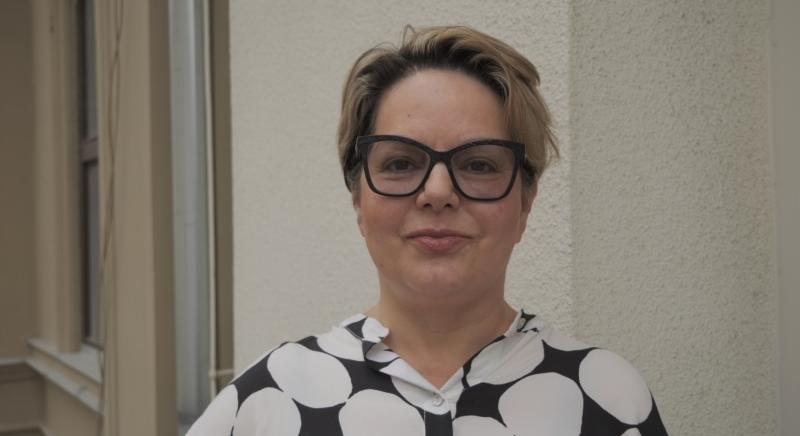 Babarczy Eszter: A fiatalok el akarnak húzni innen