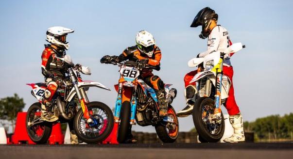 Visontán küzdenek a Supermoto-vb legjobbjai