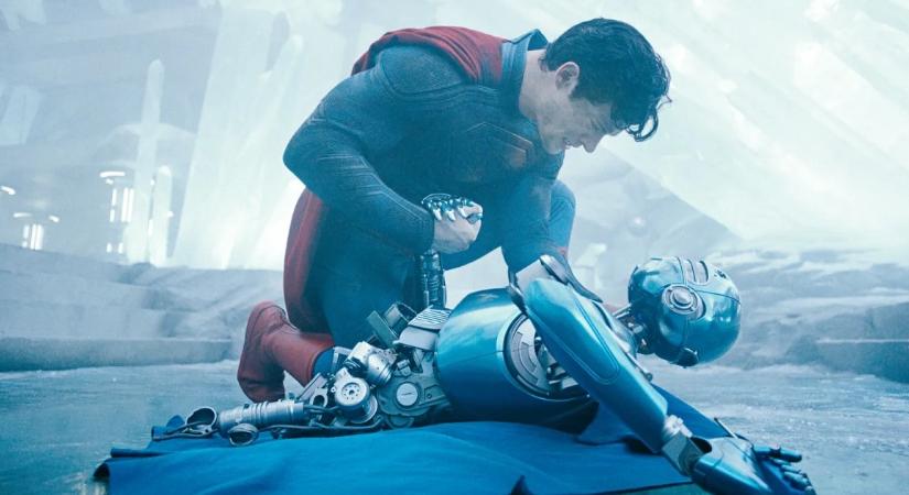 Retteghet a Fantasztikus 4-es, az újságírók szerint ugyanis remek lett az új Superman