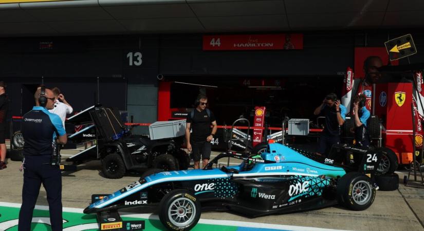 Molnár Martin Forma–1-es hétvégén bizonyított Silverstone-ban