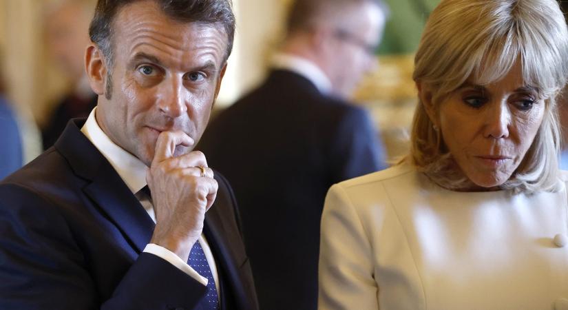 Videón, ahogy Brigitte Macron ismét nyilvánosan alázta meg férjét. Újra felerősödtek a pletykák…