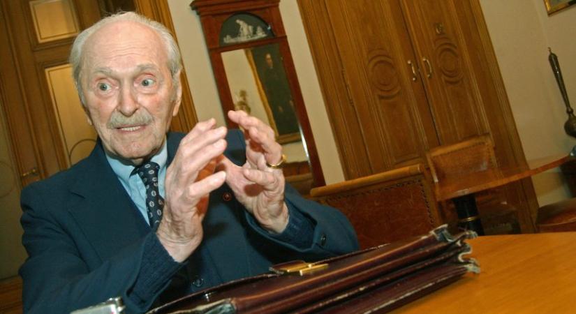 Király Béla élettörténetét Rejtő Jenő tudta volna a legjobban megírni