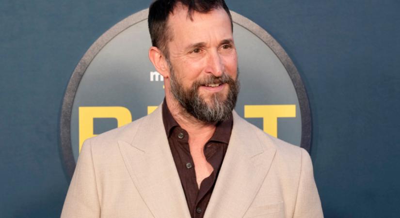 Noah Wyle és felesége beragyogták a vörös szőnyeget: bolondulnak egymásért