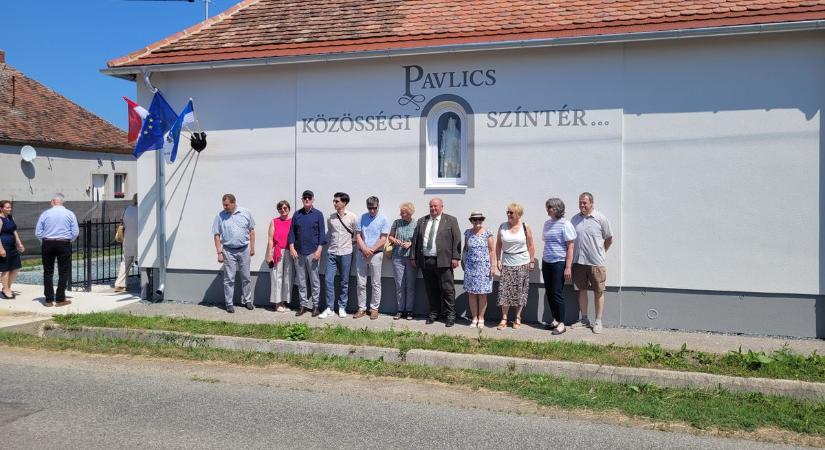 Meggyeskovácsi új találkozóhelye: a holdjáró tervezőjének nevét viseli a közösségi színtér
