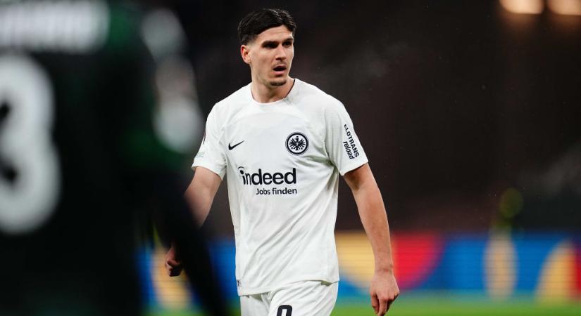 Bajnokságon belül váltott csapatot az Eintracht Frankfurt támadója – HIVATALOS