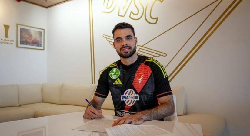 Újabb bejelentés: Varga Ádám a DVSC-ben folytatja pályafutását! – hivatalos