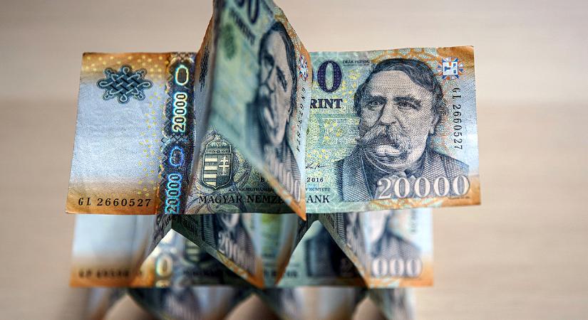 Döntött a kormány: 1,9 milliárd stadionra, 1,8 milliárd kórházra