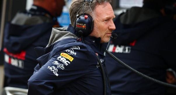 Csak hárman voltak tovább F1-es csapatfőnökök Hornernél